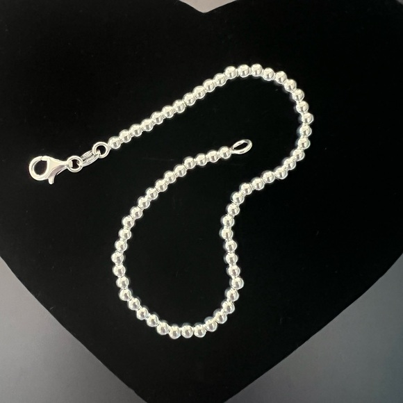 Silver bead bracelet - Picture 2 of 3